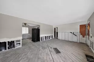 5227 Highview Dr, Cincinnati, OH 45238 - Photo 7