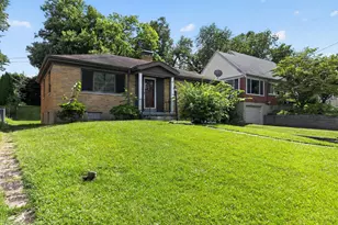 5227 Highview Dr, Cincinnati, OH 45238 - Photo 3