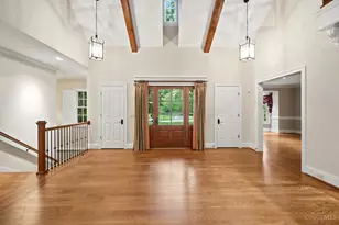 8100 Chinquapin Ln, Indian Hill, OH 45243 - Photo 5