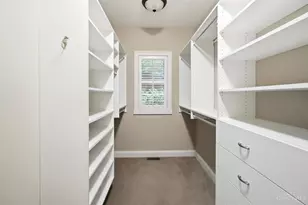 8100 Chinquapin Ln, Indian Hill, OH 45243 - Photo 43