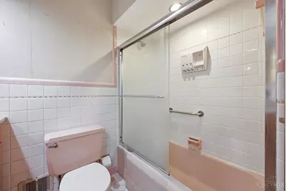 9396 Ranchill Drive, Springfield Township, OH 45231 - Photo 17
