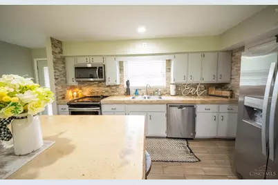 630 Sonny Lane, Union Township, OH 45244 - Photo 37