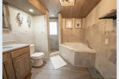 630 Sonny Lane, Union Township, OH 45244 - Photo 47