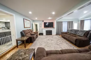 630 Sonny Ln, Union Township, OH 45244 - Photo 13