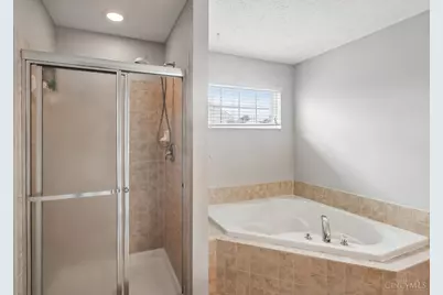 5798 Hawthorne Reserve Drive, Liberty Township, OH 45044 - Photo 39