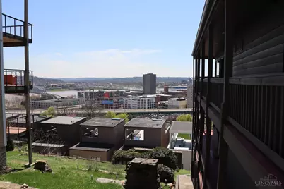 399 Oregon Street, Cincinnati, OH 45202 - Photo 1