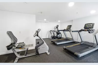 415 Bond Place #4C, Cincinnati, OH 45206 - Photo 63