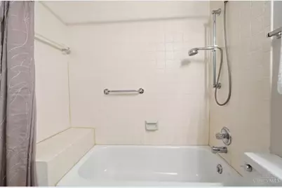 415 Bond Place #4C, Cincinnati, OH 45206 - Photo 39