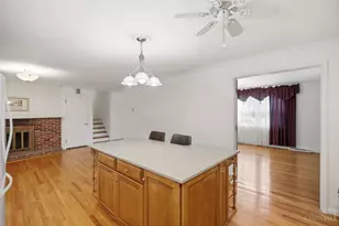 830 Sunderland Dr, Anderson Township, OH 45255 - Photo 15