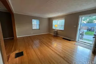 6825 Esther Ln, Madeira, OH 45243 - Photo 9