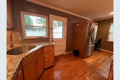 6825 Esther Lane, Madeira, OH 45243 - Photo 7