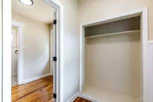 1953 Cordova Ave, Cincinnati, OH 45239 - Photo 13
