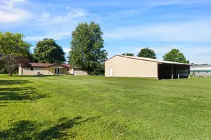 8973 Tri County Hwy, Sardinia, OH 45171 - Photo 9