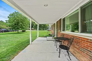 6245 Blackburn Dr, Miami Township, OH 45140 - Photo 5