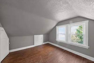 2654 Cora Avenue, Cincinnati, OH 45211 - Photo 15