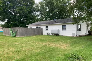 217 Monfort St, College Corner, OH 45003 - Photo 9