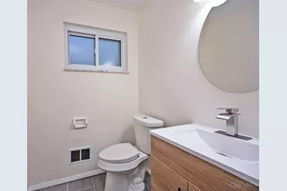 9133 Fontainebleau Terrace, Springfield Township, OH 45231 - Photo 23