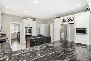7580 Legendary Ln, West Chester, OH 45069 - Photo 17