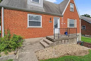 783 Gilcrest Ln, Delhi Township, OH 45238 - Photo 3