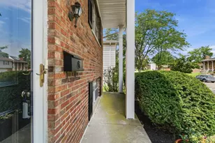 553 Bessinger Dr, Forest Park, OH 45240 - Photo 5