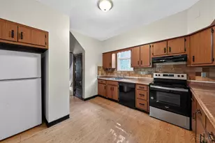 2874 Montana Ave, Cincinnati, OH 45211 - Photo 5