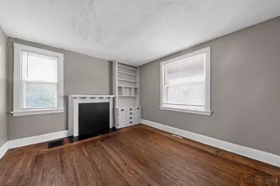 2874 Montana Avenue, Cincinnati, OH 45211 - Photo 3