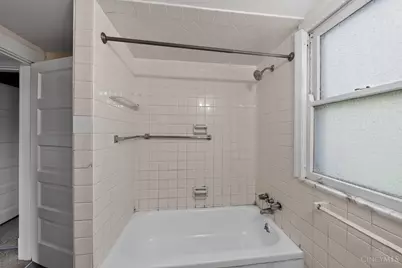 2874 Montana Avenue, Cincinnati, OH 45211 - Photo 11