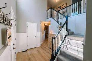 7169 Ruwes Oak Dr, Green Township, OH 45248 - Photo 5