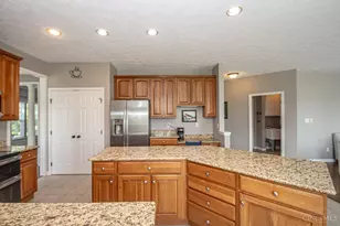 2650 Wyndham Dr, Beavercreek, OH 45431 - Photo 15