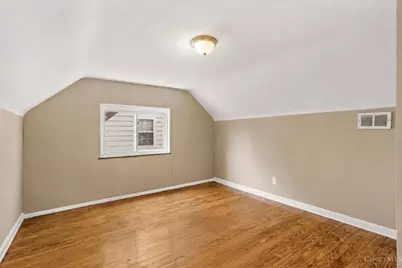 4306 Homelawn Avenue, Green Township, OH 45211 - Photo 17