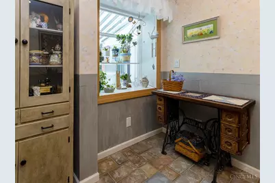 1711 Flora Avenue, Cincinnati, OH 45231 - Photo 9