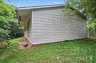 2697 Topeka St, Colerain Township, OH 45231 - Photo 3