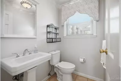 5330 Talloak Court, Cincinnati, OH 45247 - Photo 21