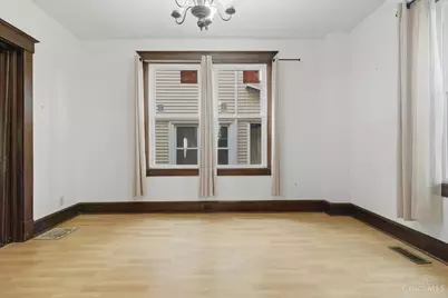 3070 Wardall Avenue, Cincinnati, OH 45211 - Photo 11