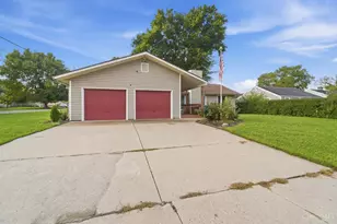 985 St Clair Ave, Hamilton, OH 45015 - Photo 1