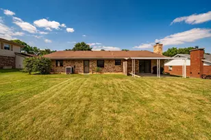 2126 Sherwood Forest Dr, Miamisburg, OH 45342 - Photo 33