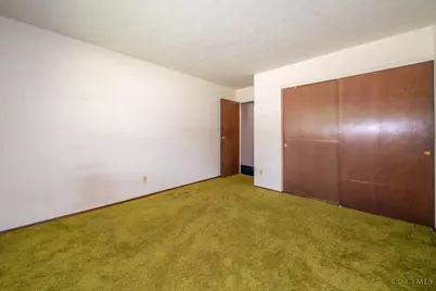 2126 Sherwood Forest Drive, Miamisburg, OH 45342 - Photo 25