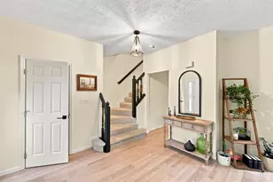 320 Parktrail Ln, Delhi Township, OH 45238 - Photo 5