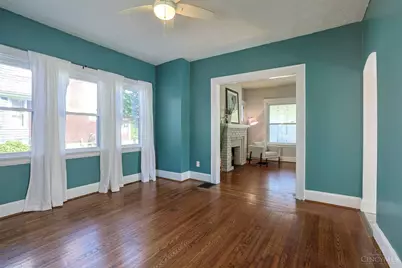 2555 Ridgeland Place, Cincinnati, OH 45212 - Photo 11