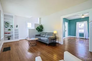 2555 Ridgeland Pl, Cincinnati, OH 45212 - Photo 9