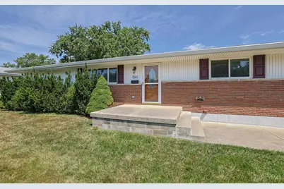 1061 Cottage Court Drive, Fairborn, OH 45324 - Photo 3