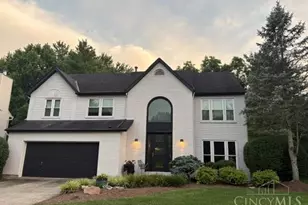 8375 Brownsboro Pl, Cincinnati, OH 45255 - Photo 1