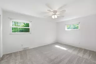 9062 Fontainebleau Terrace, Springfield Township, OH 45231 - Photo 25