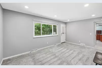 9062 Fontainebleau Terrace, Cincinnati, OH 45231 - Photo 17