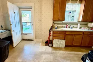 1426 East St, Reading, OH 45215 - Photo 7