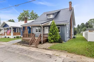 302 E North St, Pleasant Township, OH 45121 - Photo 3