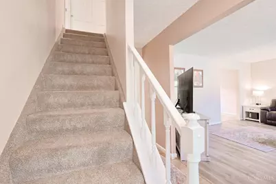 256 Sebastian Court, Delhi Township, OH 45238 - Photo 5