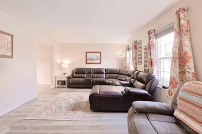 256 Sebastian Court, Delhi Township, OH 45238 - Photo 7