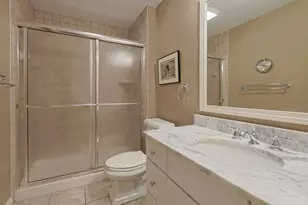 8000 Chinquapin Ln, Indian Hill, OH 45243 - Photo 39
