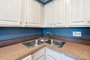 9132 Dominion Cir, Symmes Township, OH 45249 - Photo 19